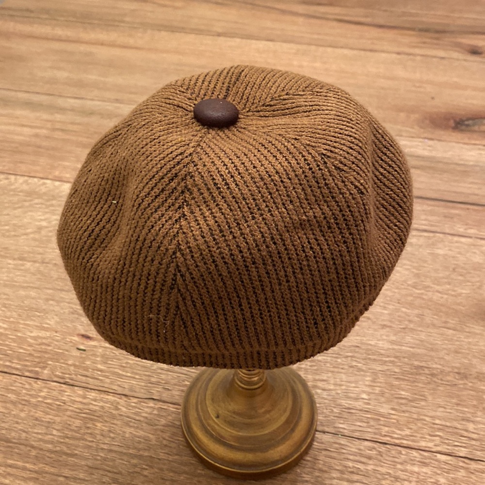 Dobbs Flat Cap. - image 4